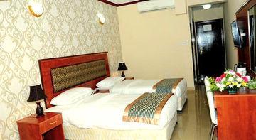 Sky Ways Hotel Dubai Buitenkant foto