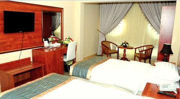 Sky Ways Hotel Dubai Buitenkant foto